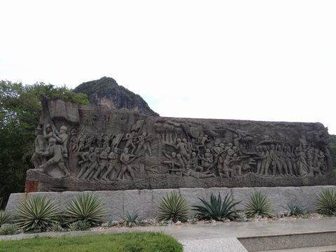 戦闘記念碑